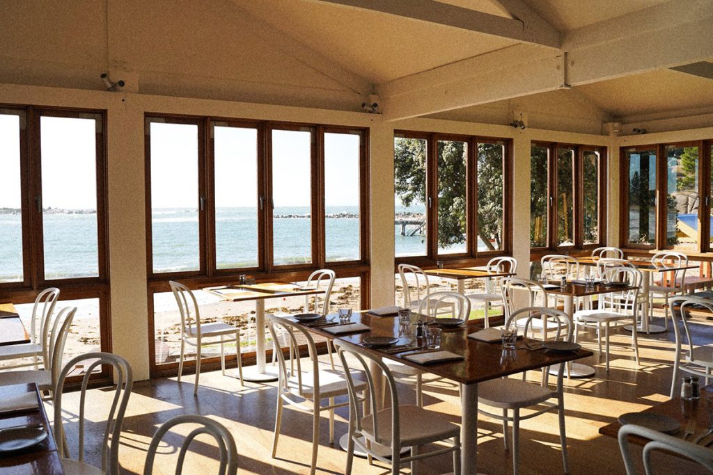 The Flying Fish, Port Elliot